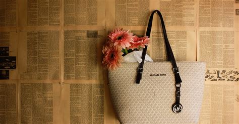 michael kors handbag earranty|michael kors handbags warranty information.